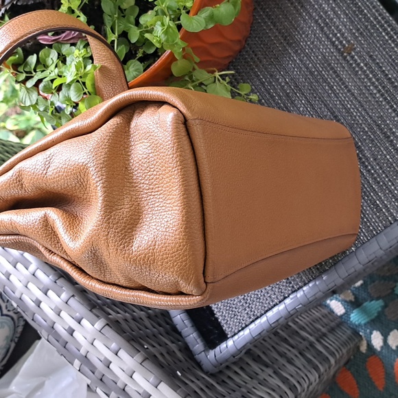 COACH Mia SaddleTan Soft Leather Shoulder Bag with Beautiful Gold Hardware EC - Picture 7 of 10